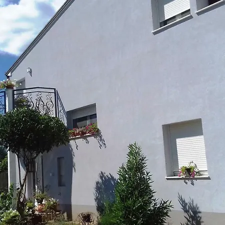 Lavander 01 Apartman